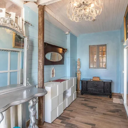 Lovely In With Kitchen سانتا كروتْشّي كاميرينا